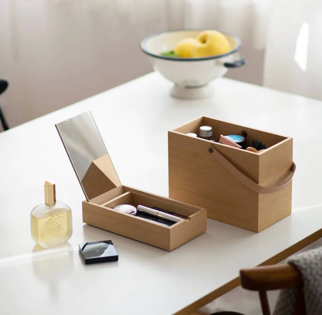"At the beginning of my day" make up box
